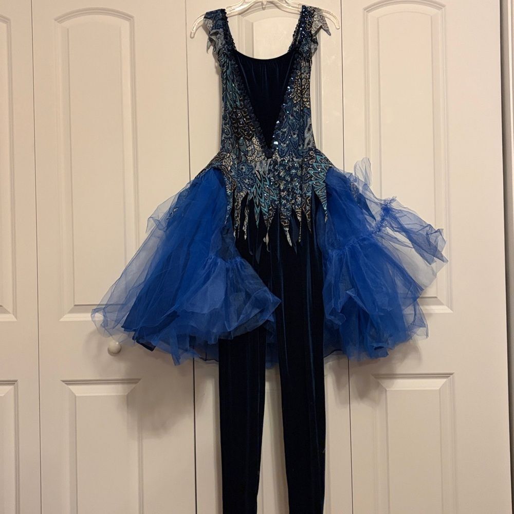 Algy Women’s Velvet and Sequin Dance Costume Size Medium